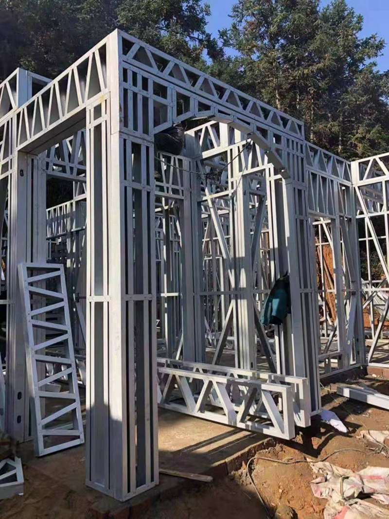 大理輕鋼別墅建筑公司 29萬起建別墅 抗9級(jí)地震(圖2) 睿婕輕鋼龍骨主體