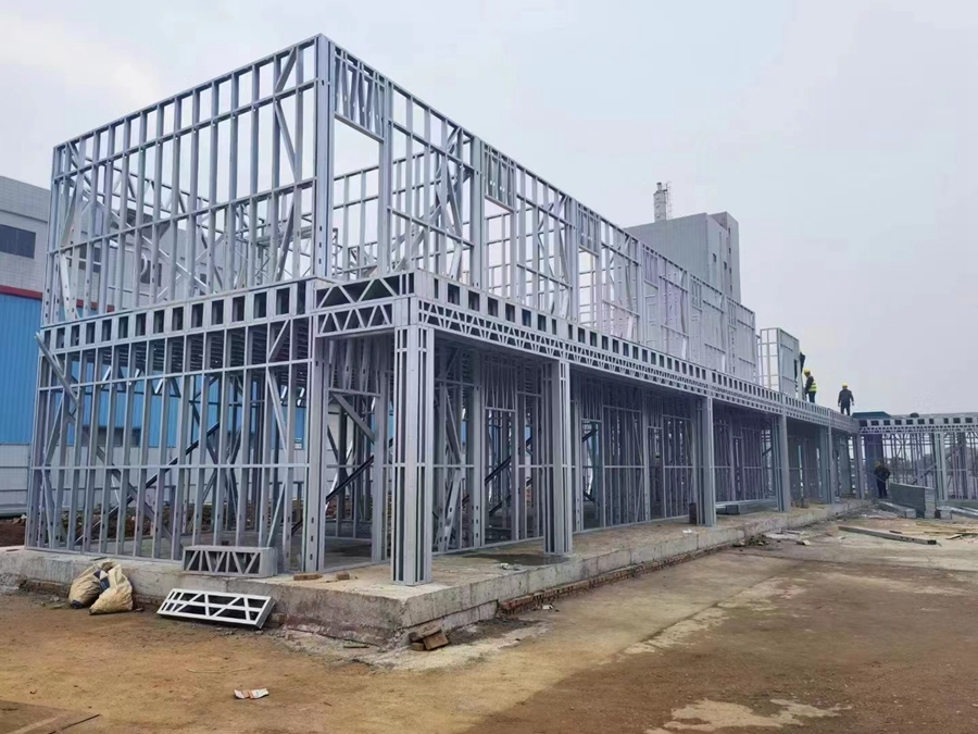 輕鋼房屋是否可以抵抗自然災(zāi)害，如臺(tái)風(fēng)和地震？