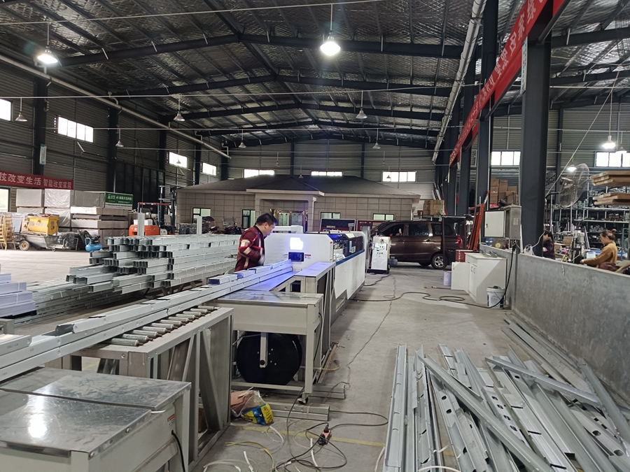 輕鋼房屋的采暖和供暖系統(tǒng)如何選擇和安裝？